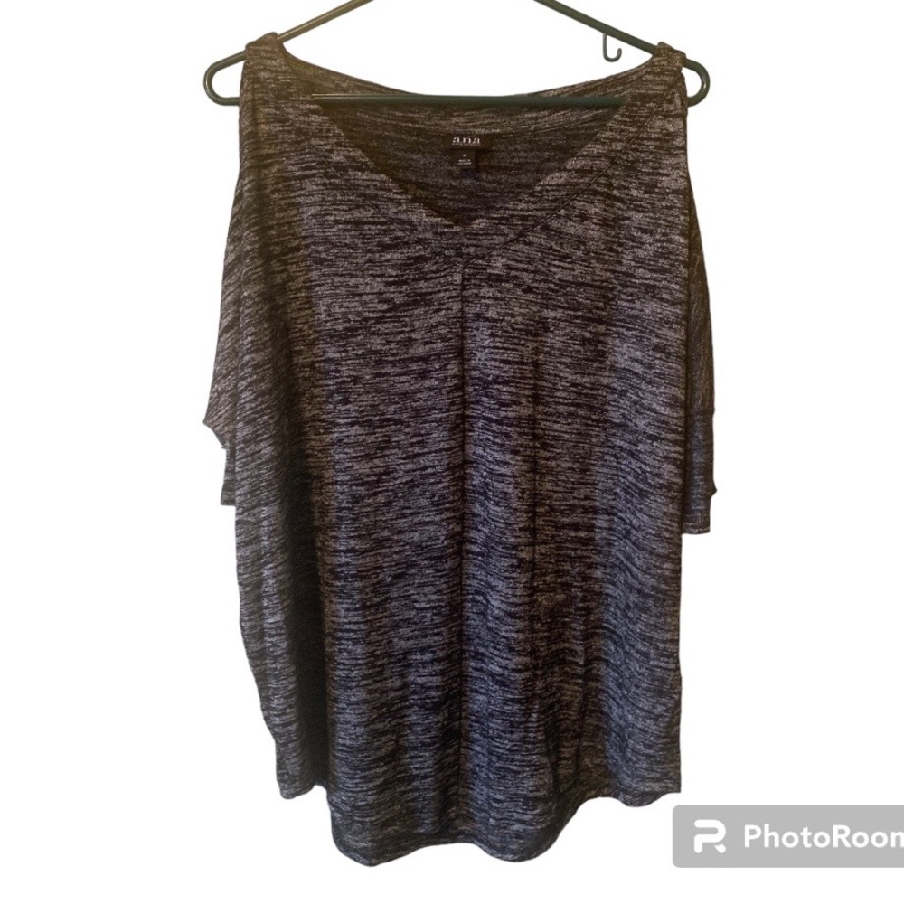 a.n.a. V-Neck Charcoal Blouse Size M